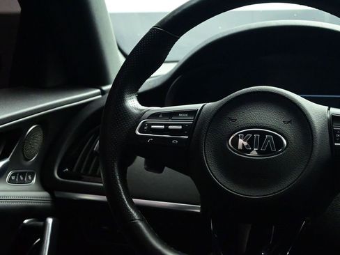 Certified 2021 Kia Stinger GT2 image 12