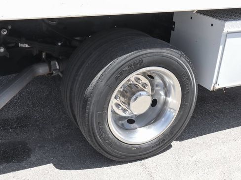 Used 2020 Ford F550 2WD Regular Cab Super Duty image 42