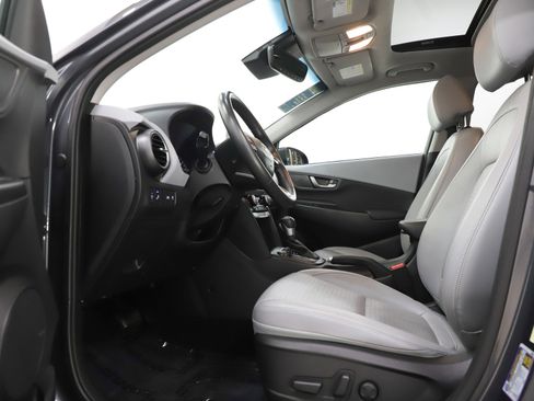 Used 2020 Hyundai Kona Limited image 22