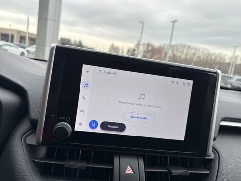 Used 2025 Toyota RAV4 XLE image 15