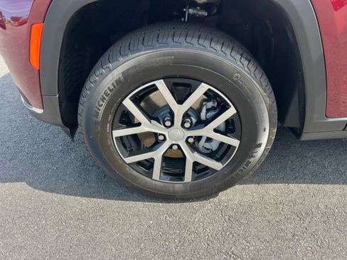 New 2025 Jeep Grand Cherokee L Limited w/ Trailer Tow Package image 5