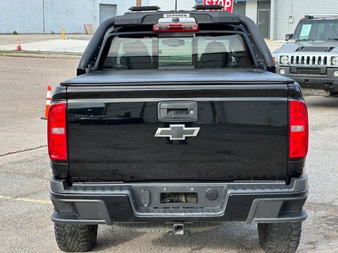 Used 2018 Chevrolet Colorado Z71 AWD/4WD image 5