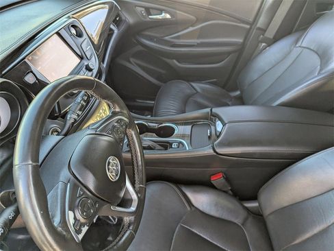 Used 2019 Buick Envision Essence image 20