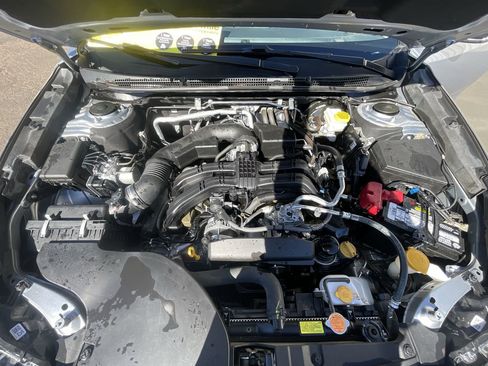 Used 2020 Subaru Outback Premium image 24