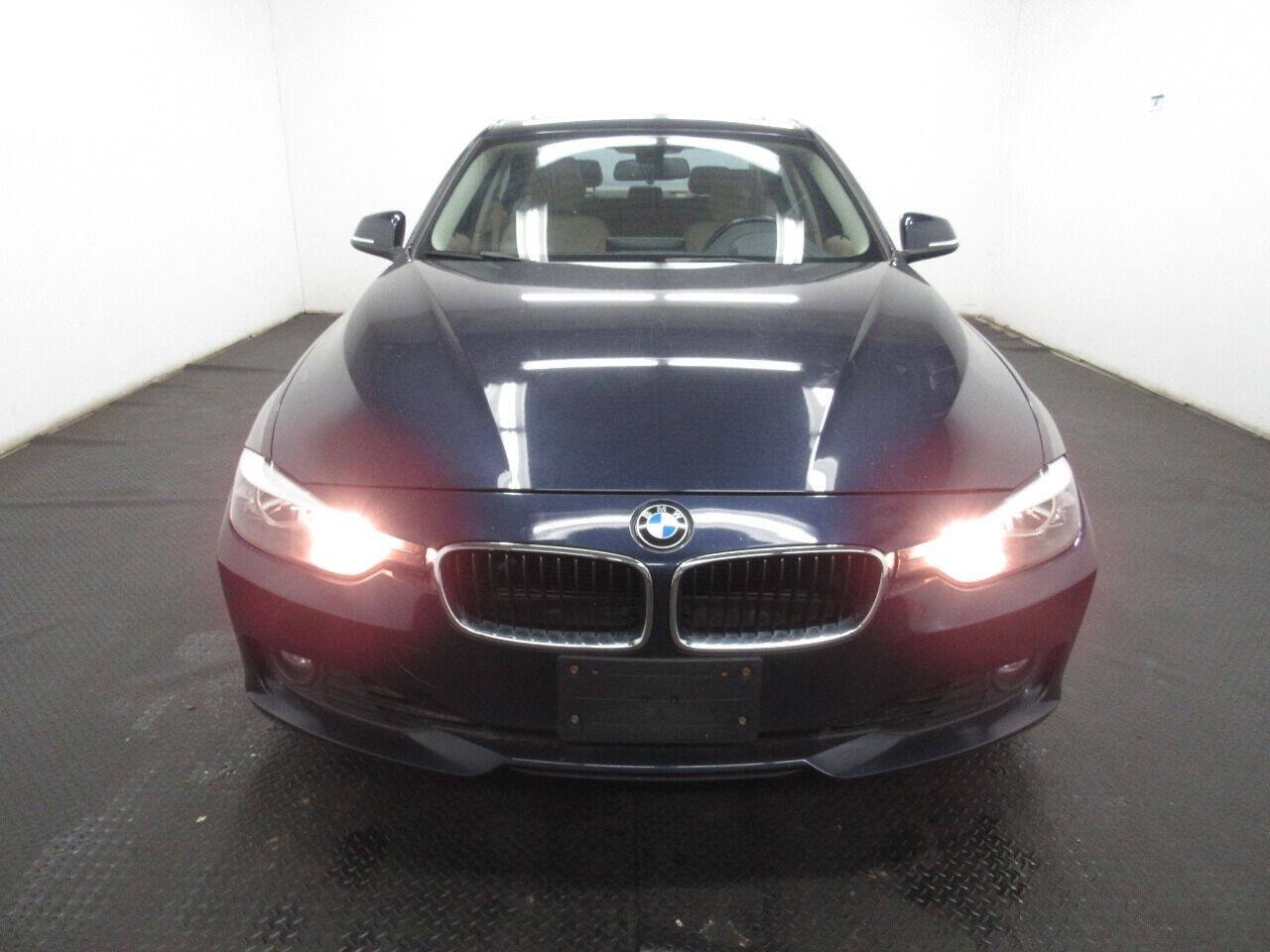 Used 2012 BMW 328i Sedan RWD image 2