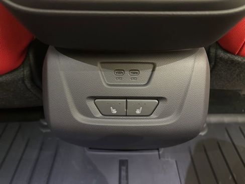 New 2026 Chevrolet Blazer EV RS image 18