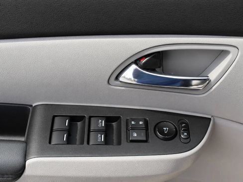 Used 2016 Honda Odyssey EX-L image 10