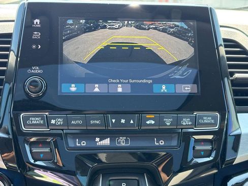 Used 2018 Honda Odyssey Elite image 21