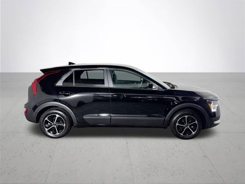 New 2026 Kia Niro LX FWD image 5