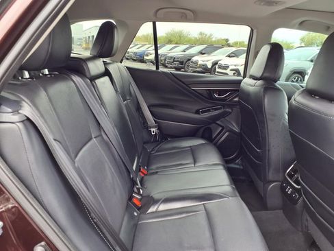 Used 2025 Subaru Outback Limited AWD/4WD image 21