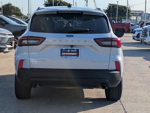 Used 2025 Ford Escape ST-Line FWD image 5