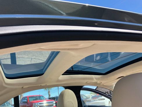 Used 2018 Mercedes-Benz C 300 Sedan image 17