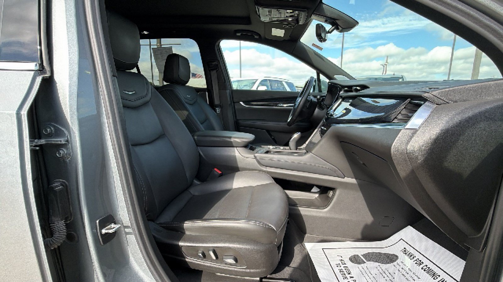 Certified 2023 Cadillac XT6 Premium Luxury w/ Technology Package AWD/4WD image 26