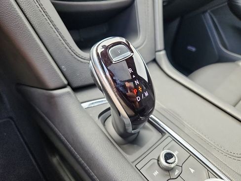 Certified 2024 Cadillac XT6 Premium Luxury image 15