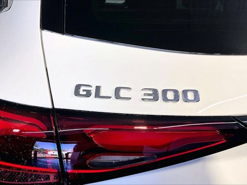 New 2026 Mercedes-Benz GLC 300 4MATIC image 6