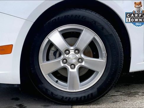 Used 2014 Chevrolet Cruze LT image 9