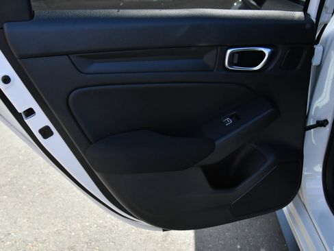Used 2025 Honda Civic Sport image 33