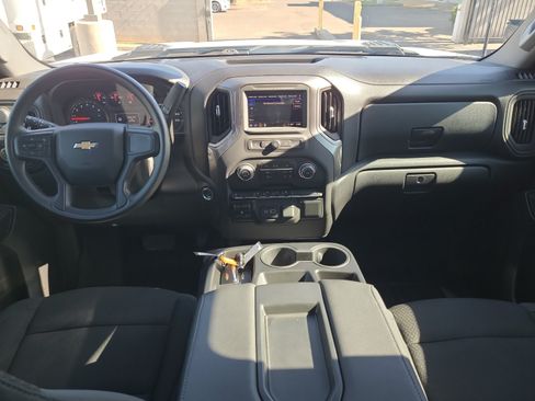 Used 2025 Chevrolet Silverado 2500 W/T w/ WT Convenience Package AWD/4WD image 15