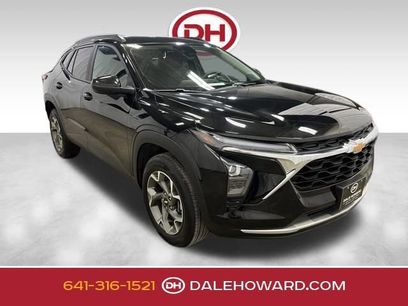 Used 2025 Chevrolet Trax LT