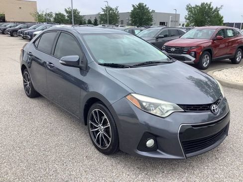 Used 2014 Toyota Corolla S FWD image 3
