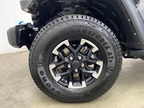 Used 2024 Jeep Wrangler Unlimited Rubicon 4xe AWD/4WD image 11