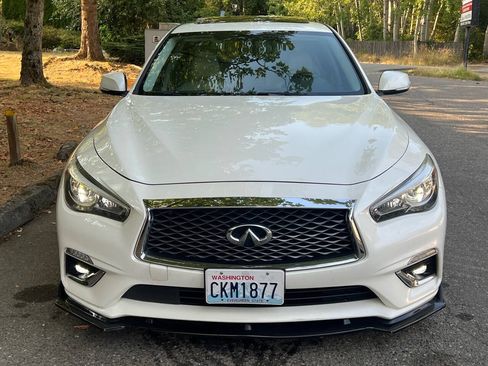 Used 2019 INFINITI Q50 Luxe w/ Essential Package (3.0T Luxe) AWD/4WD image 8