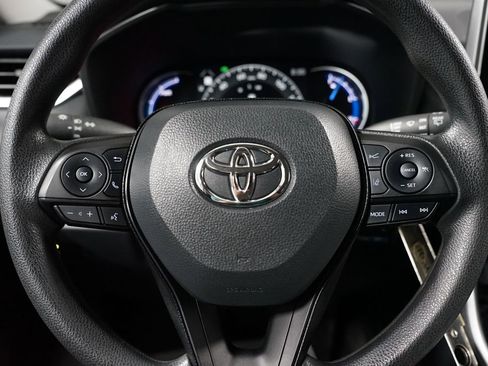 Certified 2024 Toyota RAV4 LE AWD/4WD image 12