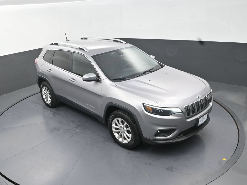 Used 2019 Jeep Cherokee Latitude w/ Popular Appearance Group AWD/4WD image 12