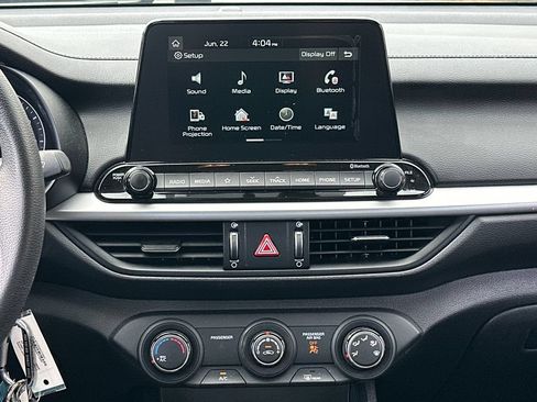 Used 2020 Kia Forte LXS FWD image 16