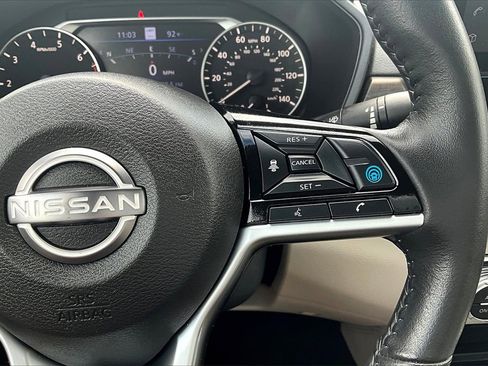 Used 2024 Nissan Altima 2.5 SL image 8