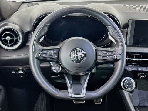 Used 2024 Alfa Romeo Tonale Veloce AWD/4WD image 18