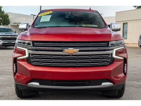 Used 2021 Chevrolet Tahoe Premier w/ Premium Package RWD image 3