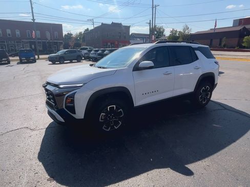 New 2026 Chevrolet Equinox ACTIV w/ Convenience Package III AWD/4WD image 29