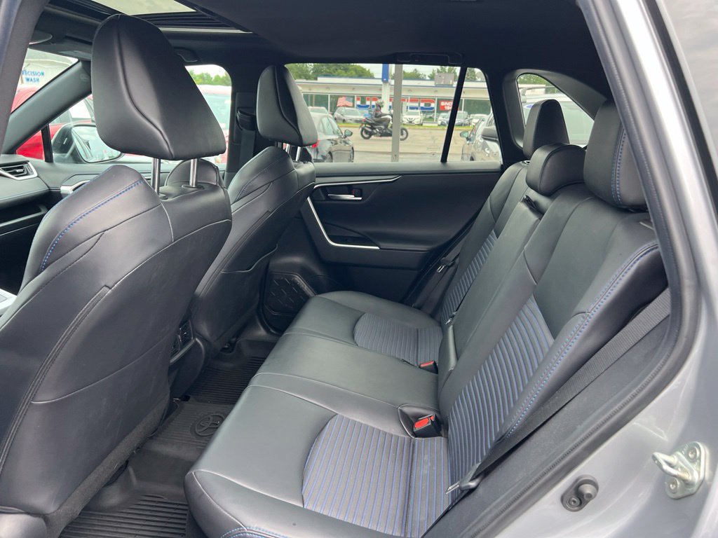 Used 2020 Toyota RAV4 XSE w/ All Weather Liner Package AWD/4WD image 23