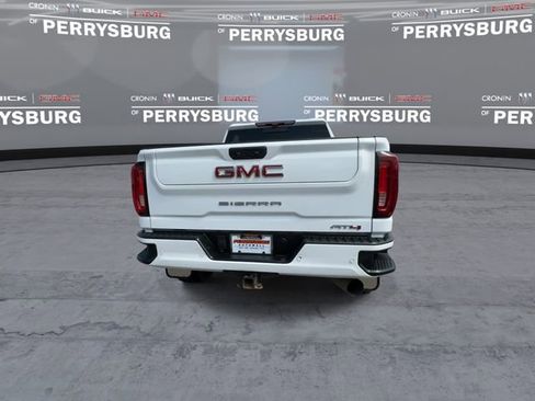 Used 2021 GMC Sierra 2500 AT4 w/ AT4 Premium Plus Package AWD/4WD image 8
