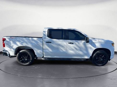 Used 2026 Chevrolet Silverado 1500 Custom AWD/4WD image 4