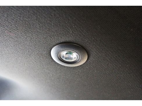 Used 2020 Dodge Challenger SXT w/ Driver Convenience Group image 16