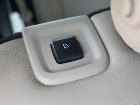 Used 2020 Ford Explorer Limited AWD/4WD image 53