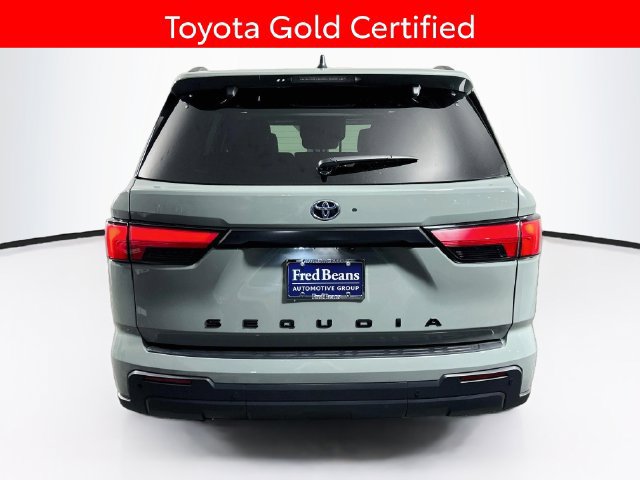 Used 2024 Toyota Sequoia SR5 AWD/4WD image 7