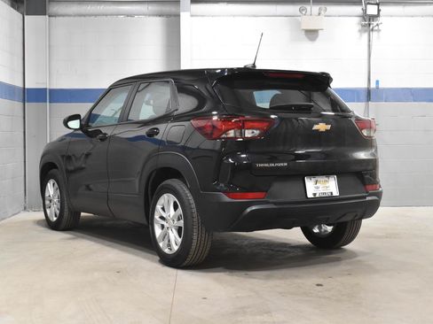 Used 2023 Chevrolet TrailBlazer LS FWD image 25