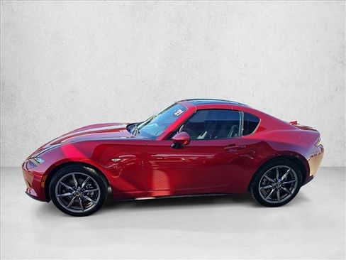 Used 2021 MAZDA MX-5 Miata RF Grand Touring image 2