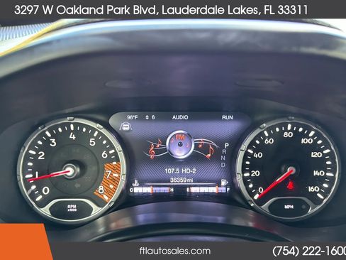 Used 2021 Jeep Renegade Latitude AWD/4WD image 46