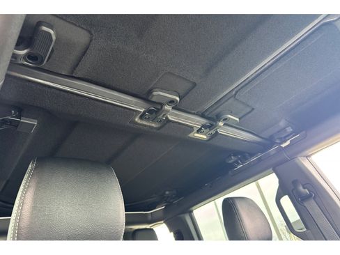 New 2024 Ford Bronco Badlands image 13