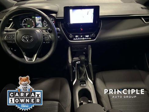 Used 2025 Toyota Corolla Cross AWD Hybrid image 28