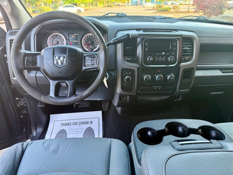 Used 2018 RAM 1500 ST w/ SXT Appearance Group AWD/4WD image 8