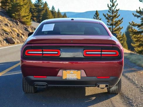 Used 2020 Dodge Challenger SXT image 6