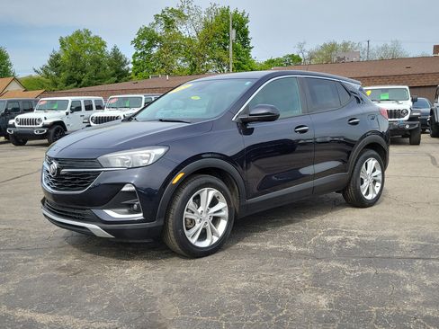 Used 2021 Buick Encore GX Preferred w/ Cold Weather Comfort Package FWD image 2