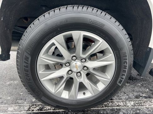 Used 2021 Chevrolet Silverado 1500 High Country w/ Safety Package II image 39