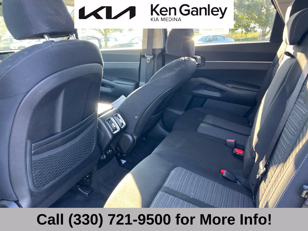 Certified 2022 Kia Sorento LX AWD/4WD image 45