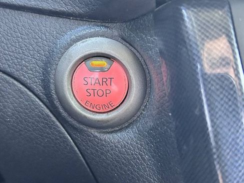 Used 2016 Nissan Sentra SR FWD image 26
